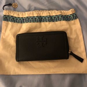TORY BURCH CONTINENTAL WALLET